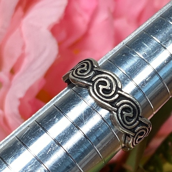 PEPI Sterling Silver Ring Size 6.75 Design Swirl Band 3.39g - Picture 6 of 6